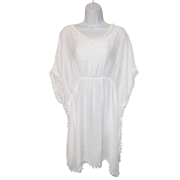 ✨NEW✨ Pom Pom Boho White Beach Swimsuit Side Slits CoverUp Top - OS - Picture 10 of 12